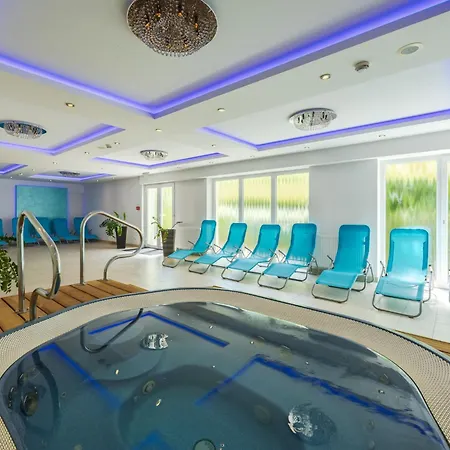 Club By Interhome Balatonfüred